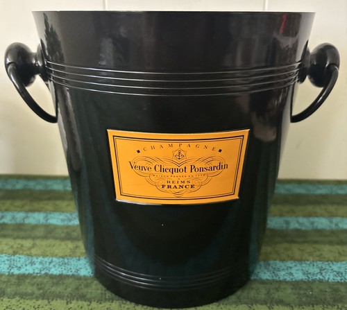 Black metal ice bucket - black,