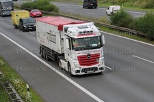 Truck Photo Mercedes-Benz