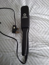 Nicky Clarke hair flat iron