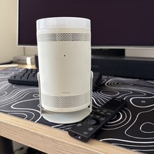 Samsung The Freestyle Smart