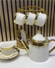 Luxury 14-piece Gold-Trimmed