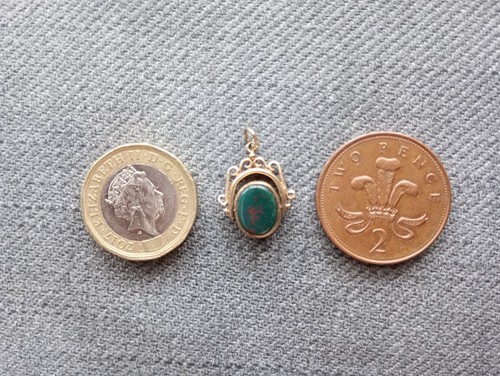 Rare 9ct gold miniature - 💙rare,