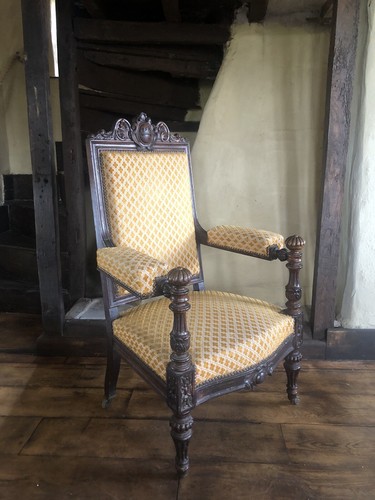 Stately grand period large - grand,
