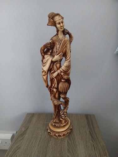 Vintage chinese carved - carved, resin