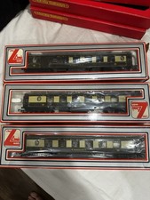 Lima Cream Pullman Coaches