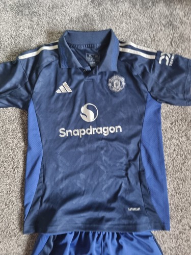 Manchester united kids away - united,