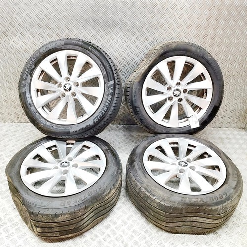 Skoda superb alloy wheel - skoda, 3y