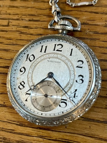 Working waltham pocket watch - waltham,