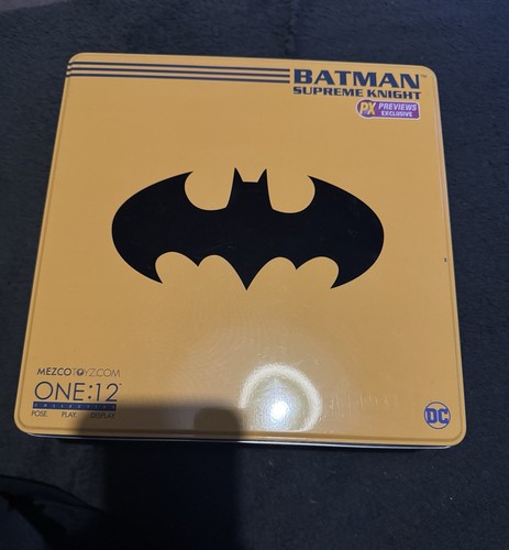 Mezco one batman supreme - one:12,