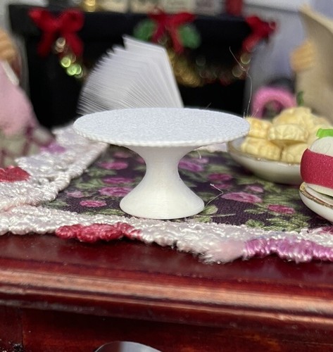 12th dolls house - dolls,