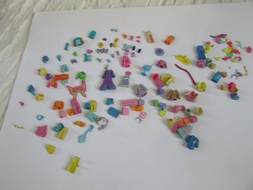 Huge 2000 polly pocket - huge,