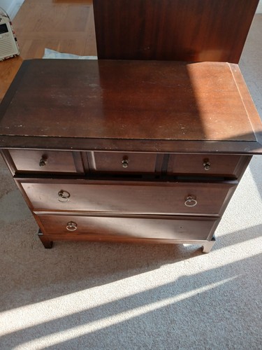 Stag minstrel mahogany chest - minstrel,