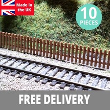 00 Gauge Wood Picket Fence x10