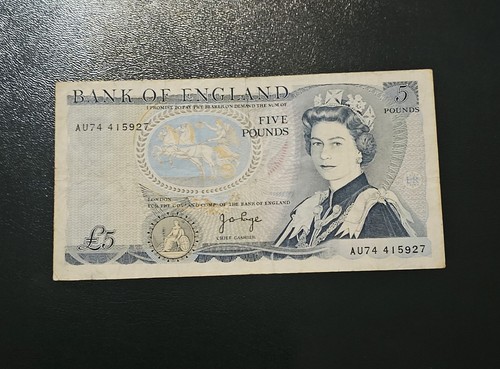 Page 1973 five pounds - 1973,