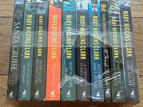 Mary higgins clark book - ~,
