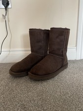UGG Australia Size 6.5 UK