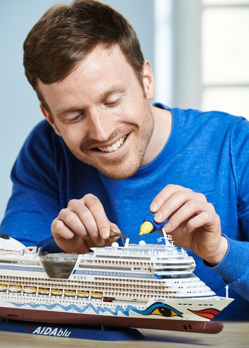 Revell aidablu cruise ship to - cruise,
