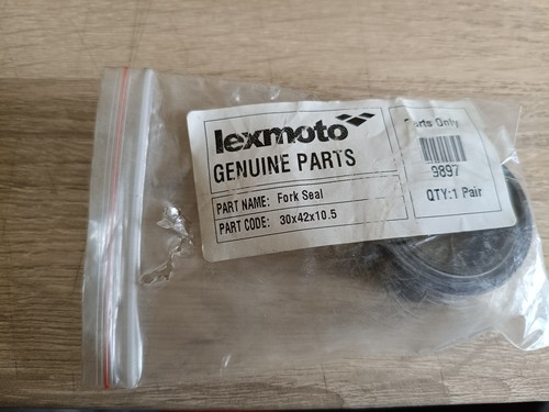 Fork seals x 10 - seals, 30