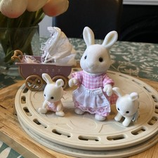 2004 Sylvanian Families White Rabbit Snow Warren Lettuce Mum Twins And Pram VGC