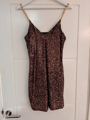 Nwot quiz sequin mini party - nwot,