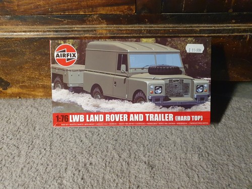 A02324 lwb land rover and - 1:76,