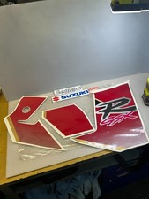 1 set right fairing emblem