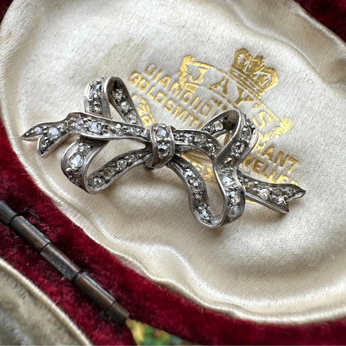 Antique victorian rose - victorian, cut