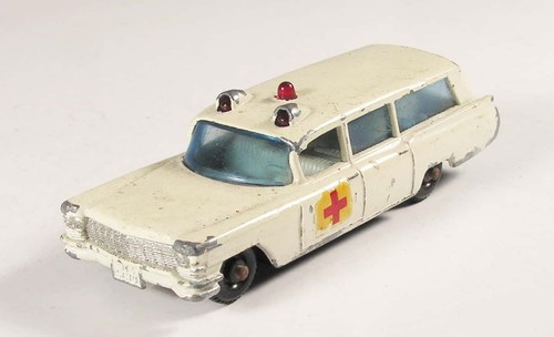 Cadillac ambulance no 54 - s&s,