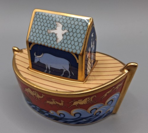 Royal crown derby - royal, paperweight