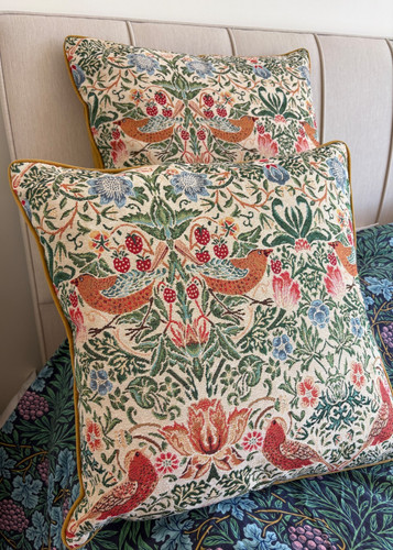 Large william morris tapestry - large,