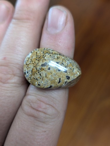 Size gemstone ring carved - 8,