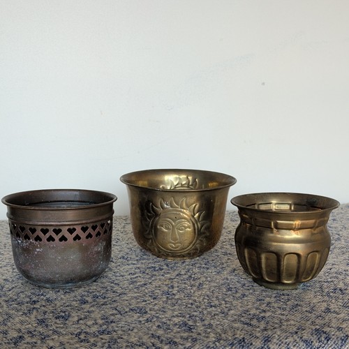 Vintage decorative brass - -,