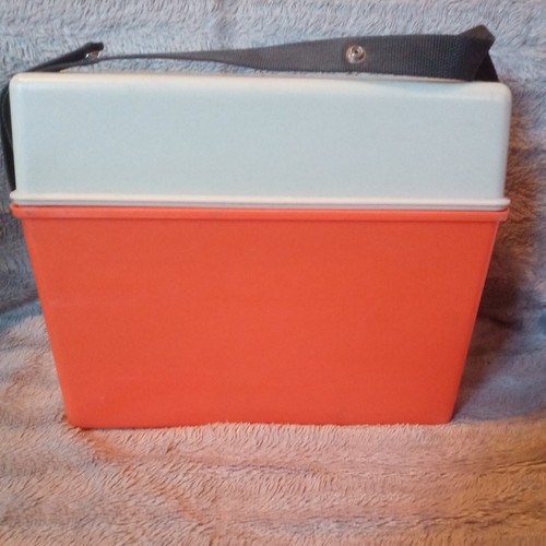 Vintage retro orange beige - &,