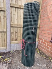 Green Plastic Mesh Fencing 1m x 10m 20mm Holes
