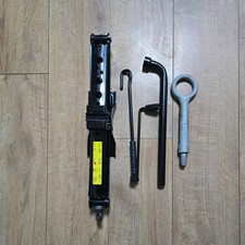 RANGE ROVER VELAR/JAGUAR F-PACE JACK & WHEEL BRACE KIT COMPLETE SEE ?s &DESCR