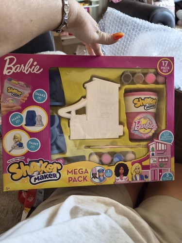 Barbie shaker maker - shaker,