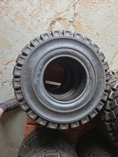 SOLID FORK LIFT TRUCK TYRE -