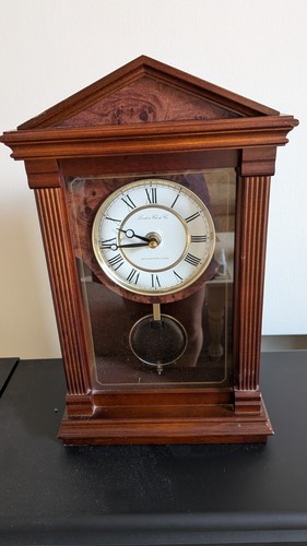 London clock westminster - co.,
