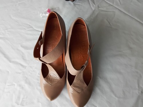 Chie mihara taupe leather - taupe,