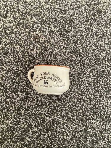 Rare fieldings ww2 novelty - fieldings,