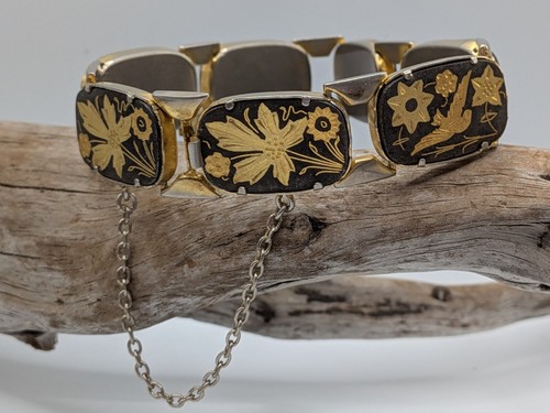 Stunning vintage gold tone - gold,