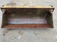 4 in 1 BUCKET MUIRHILL