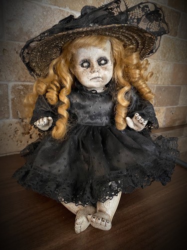 Cute crackled faced - , ooak