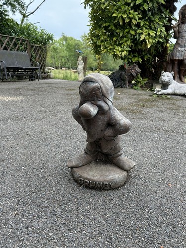 Disney grumpy garden - disney,