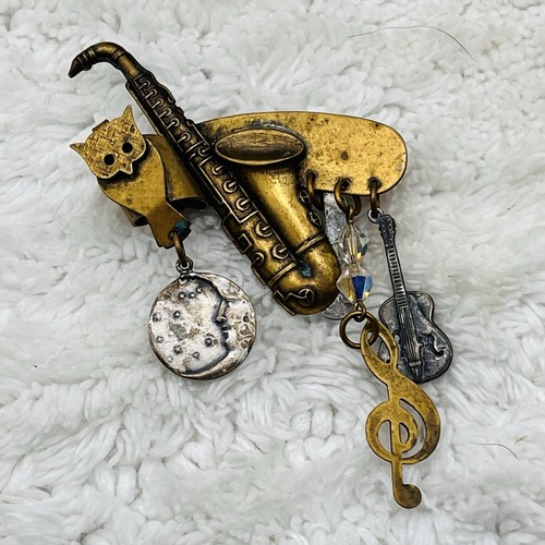 Saxophone brooch jazz music - brooch,