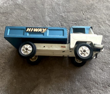 Vintage Triang hi-way lorry