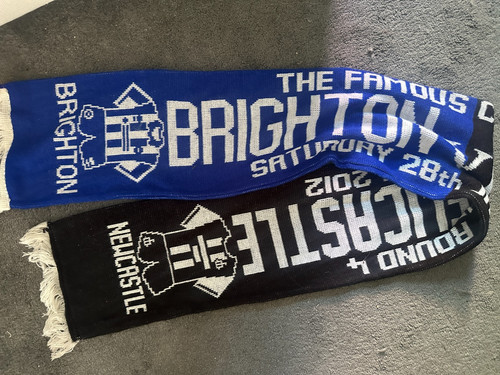Half football scarf - &,