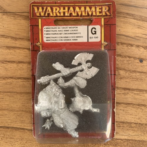 Warhammer minotaur with great - warhammer,