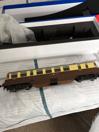 Heljan gauge aec railcar - o,