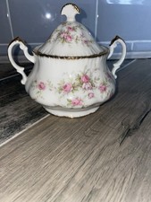 ROYAL ALBERT VICTORIANA ROSE